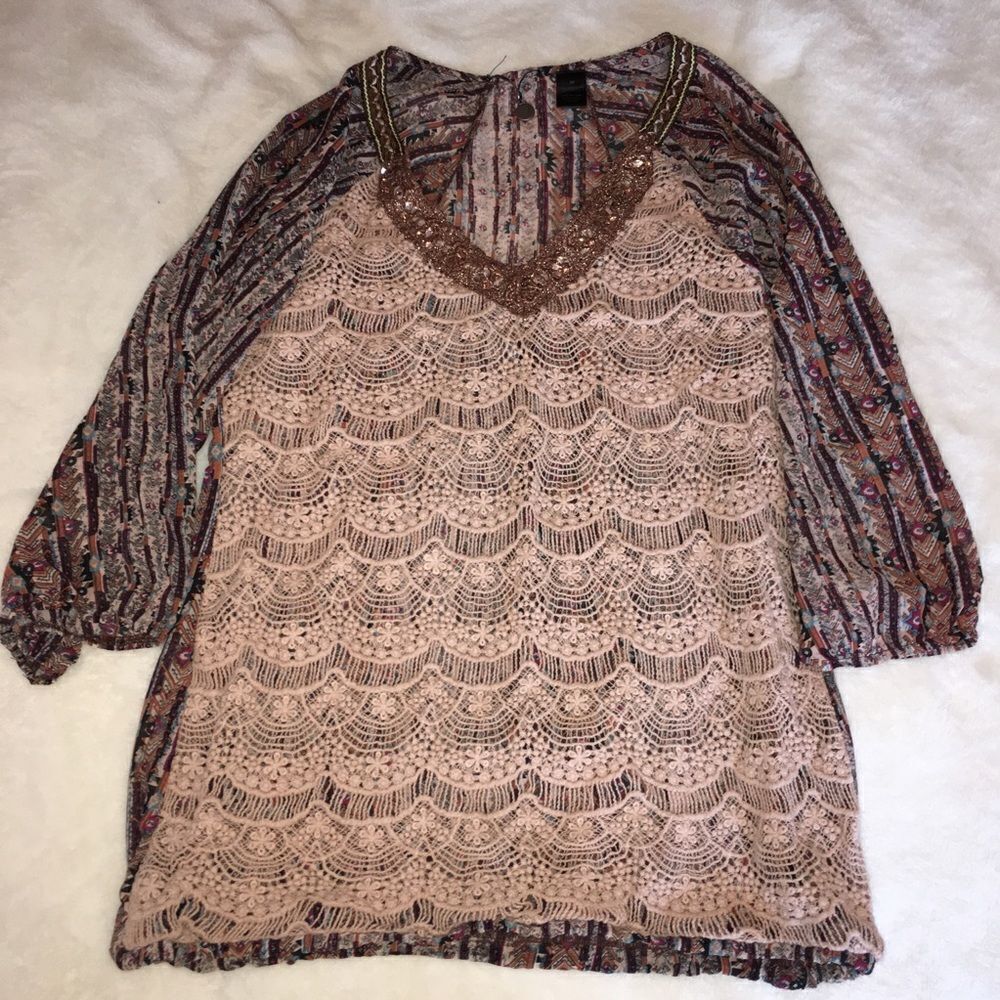 BKE Boutique Peach and Brown Knit Aztec Top Size Small